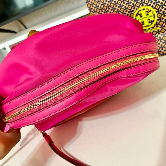 🚫SOLD🚫💖NEW💖Tory Burch Perry nylon backpacks/back packs/shoulder bag/nylon - Picture 5 of 11